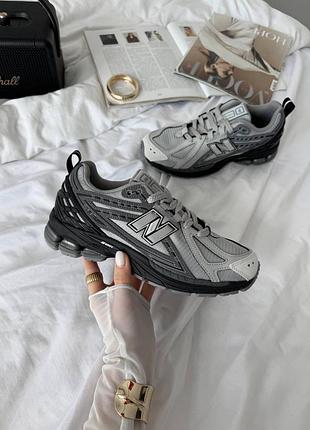 Кросівки Styles The New Balance 574 In Full Black Patent Leather