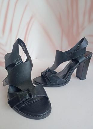 Босоніжки 23см устілка