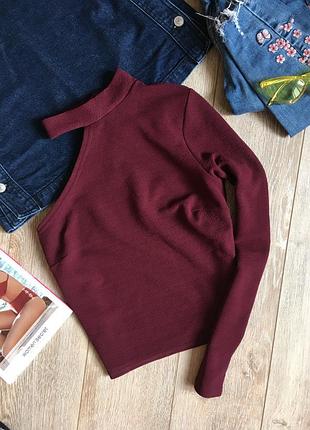 Эффектная кофта на одно плечо