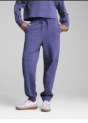 Штани жіночі puma her comfort high-waist sweatpants women