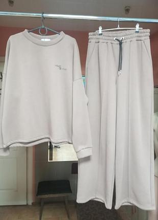 Женский теплый спортивный костюм