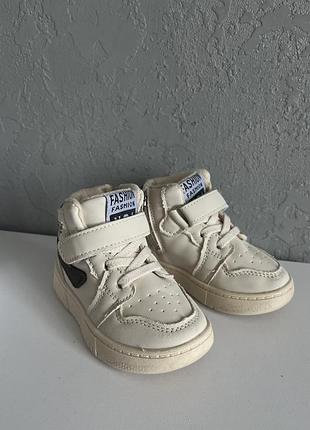 Дитячі кросівки 2