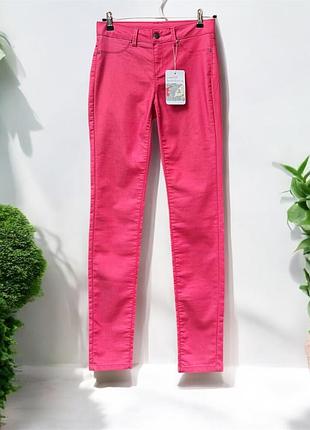 Яскраві скіні naf naf джегінси