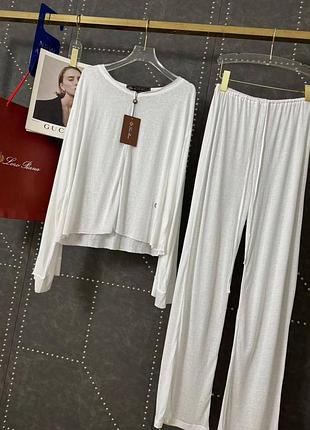 Летний белый костюм люкс