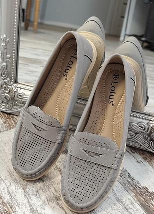 Серые лоферы из эко кожи размер 37
