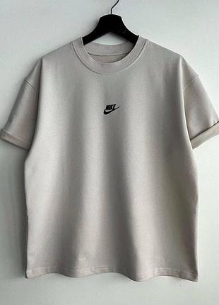 Чоловіча футболка nike