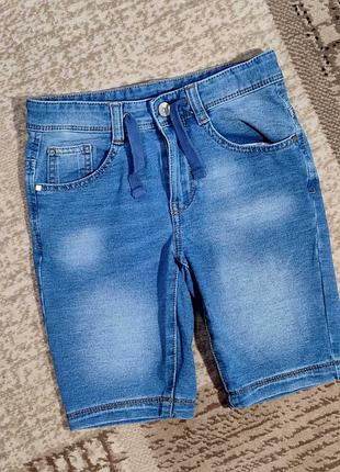 Стильные шорты для мальчика