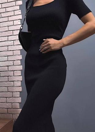 Сукня базова