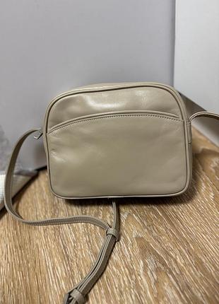 Сумка шкіряна hotter бежева кросбоді/через плече