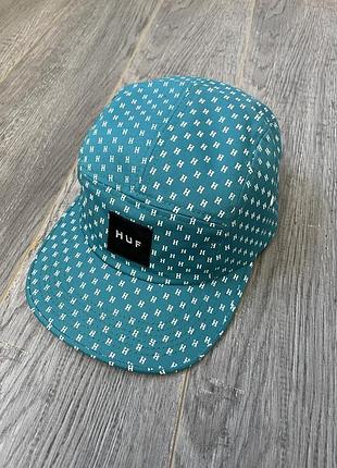 Пятипанельная кепка huf