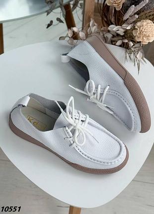 Женские мокасины