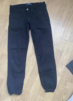 Джинси  чорного кольору