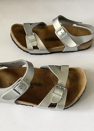 Сандалі дівчатам birkenstock р.34 біркеншток 21см