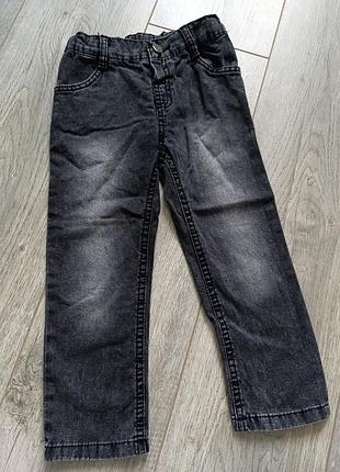 Легкие джинсы на мальчика