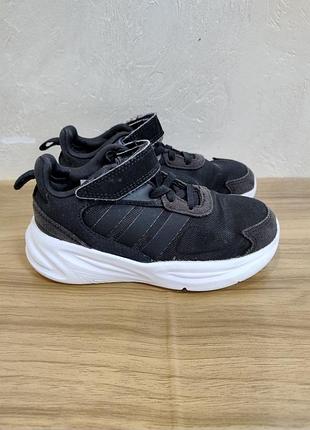 Кросівки adidas.  розмір 28/29
