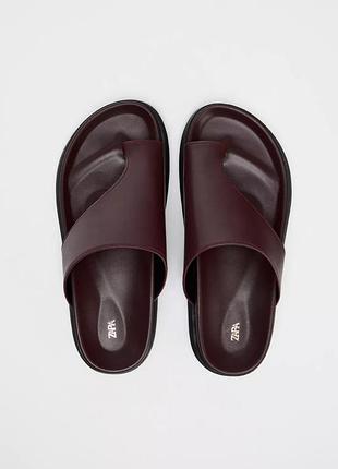 Шкіряні сандалі zara new