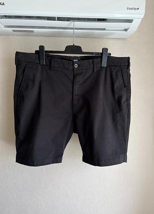 Черные мужские шорты , большой размер 44/60 новый
