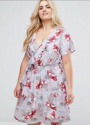 Платье большого размера