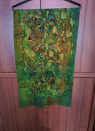 Жіночий  шарфик у стилі батік.