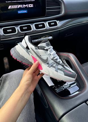 Nike v2k run grey pink