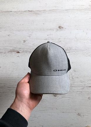Кепка oakley оригінал