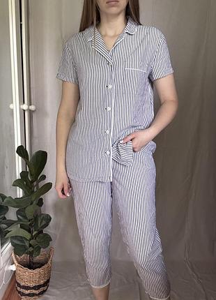 Піжама у смужку
