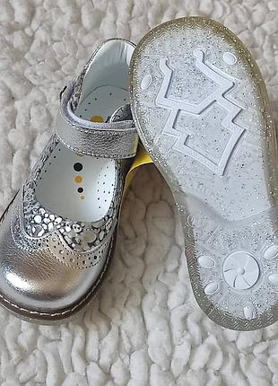 Ортопедичні туфлі дівчинці 3