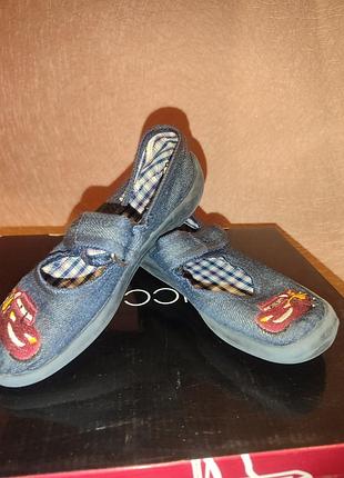 Удобные сандалии для мальчика