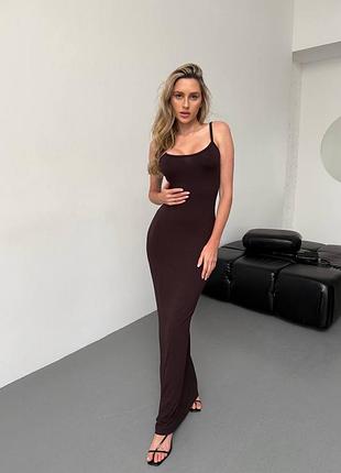 Сукня еластична довга максі з відкритим плечима на бретельках