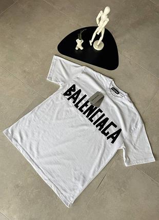 Футболка balenciata