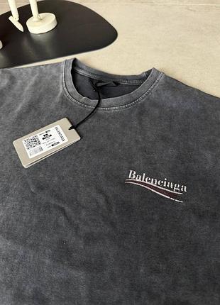 Футболка balenciata