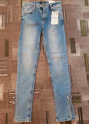 Джинси жіночі