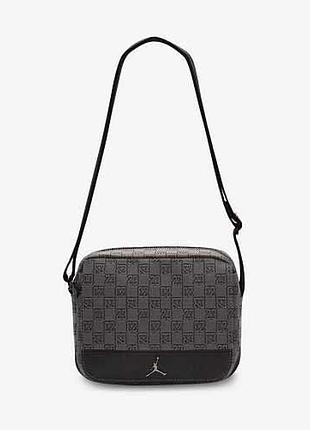 Унісекс сумка через плече nike monogram mini messenger, сіра