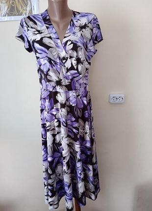 Женское платье