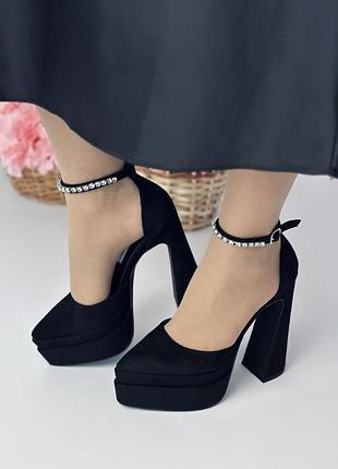 Туфлі з на підборах та платформі