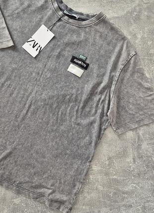 Оверсайз футболка zara