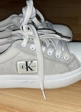 Кросівки для дівчинки