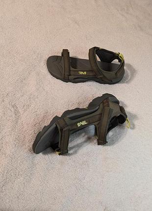 Сандалії сандалі teva 40 р. 26-25.5см original