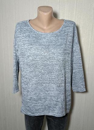 Серый свитер. тонкий свитер. серый тонкий свитер.