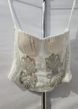 Топ с камнями