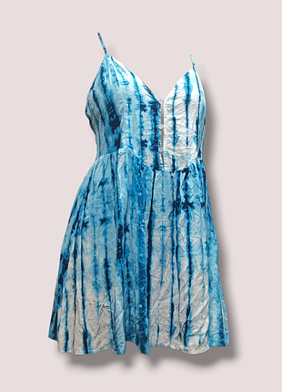 Легкий сарафан на гудзиках