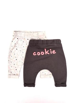 Цікаві штанці шаровари на 0-3 місяців .ціна за двоє.