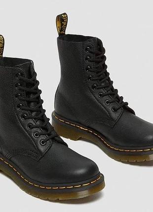 Оригінальні шкіряні черевики doctor martens