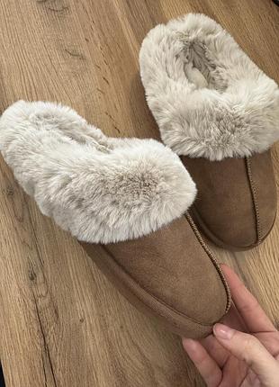 Нові капці h&m