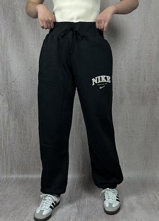 Спортивні штани nike