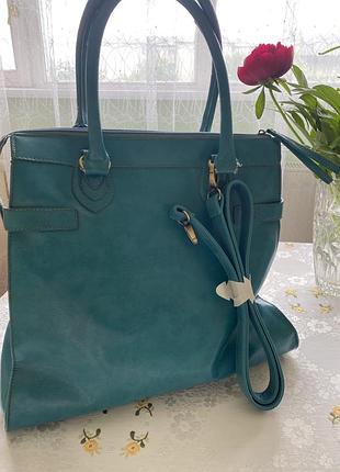 Актуальна жіноча сумка