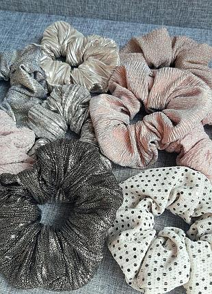 Резинка для волосся блискуча