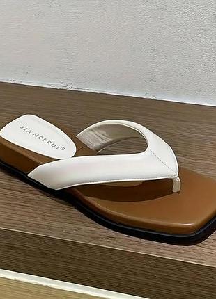 Женские шлепанцы 3 цвета