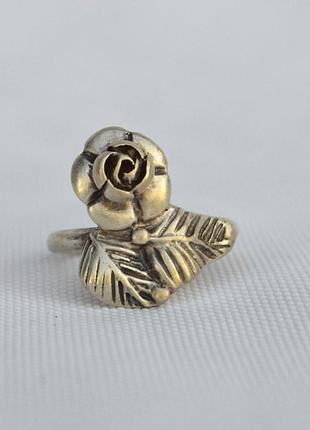 Срібна каблучка 875* з оригінальним дизайном у вигляді троянди.