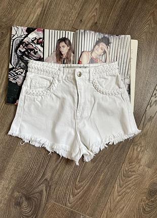 Жіночі шорти з імітацією поясу